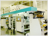 Dry laminating machine